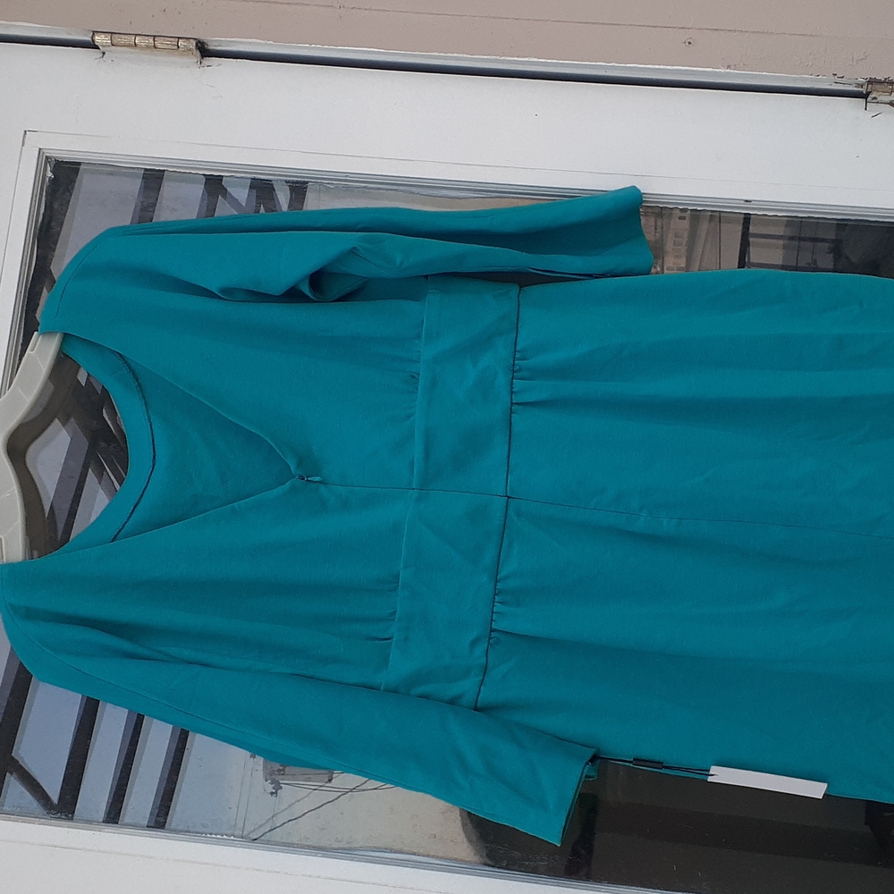 New VICKY TIEL Aqua Blue 3/4 Sleeve Dress Deep V-Neck Back size XL